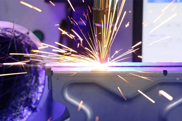 高效激光焊接设备怎样保证高效率