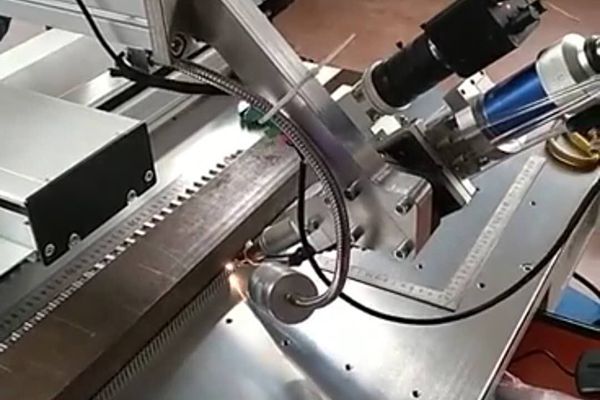 蜂窝芯激光焊接机焊接视频展示